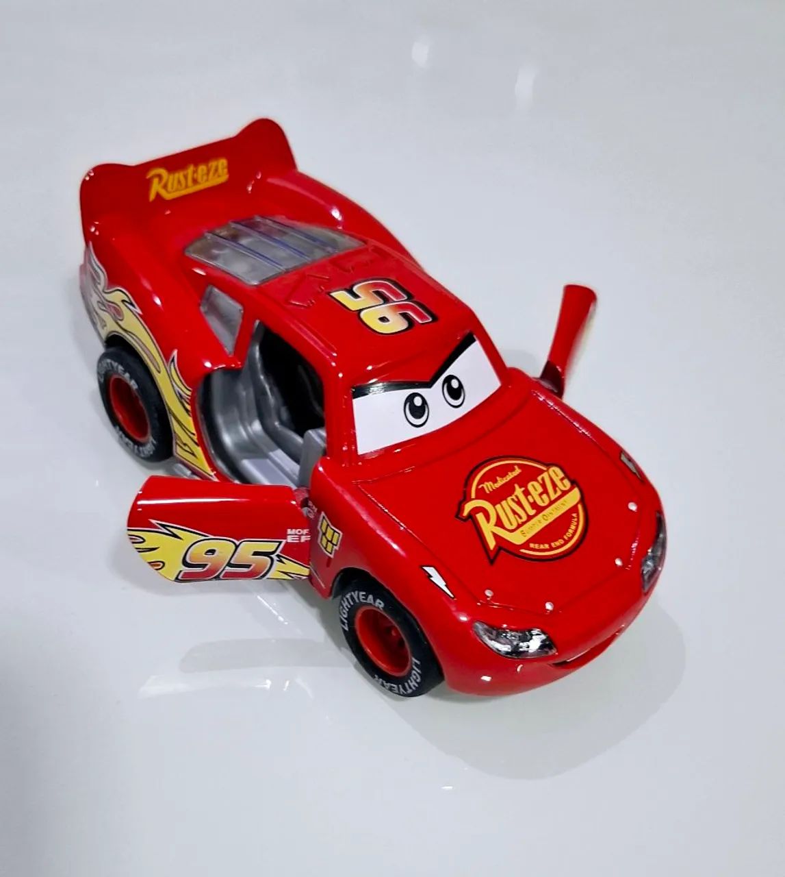 Carrinho de Ficção vários modelos  - Foto 3
