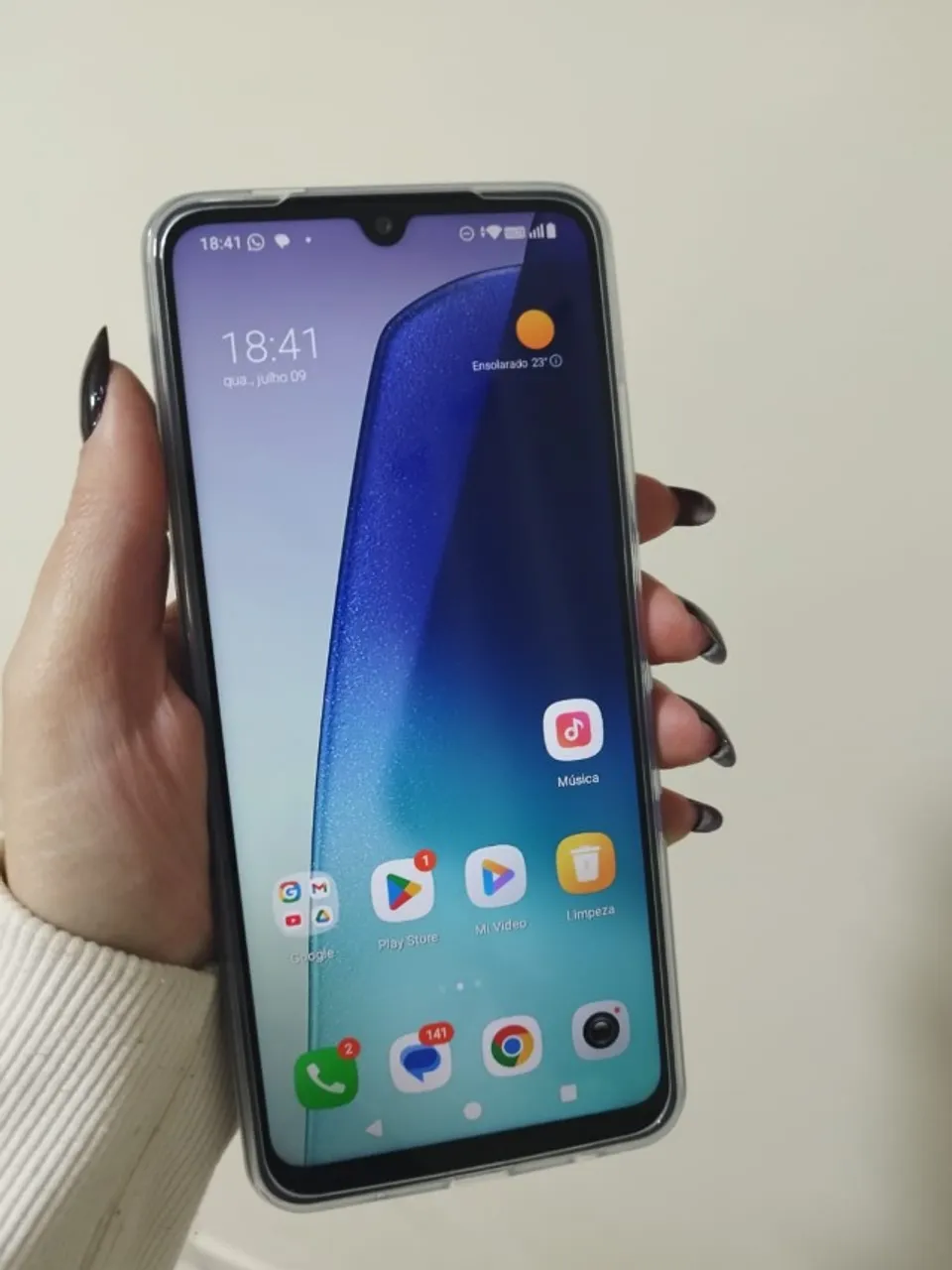 Vendo Smartphone Xiaomi Redmi A5, 128GB, 8GB RAM, Câmera 32MP