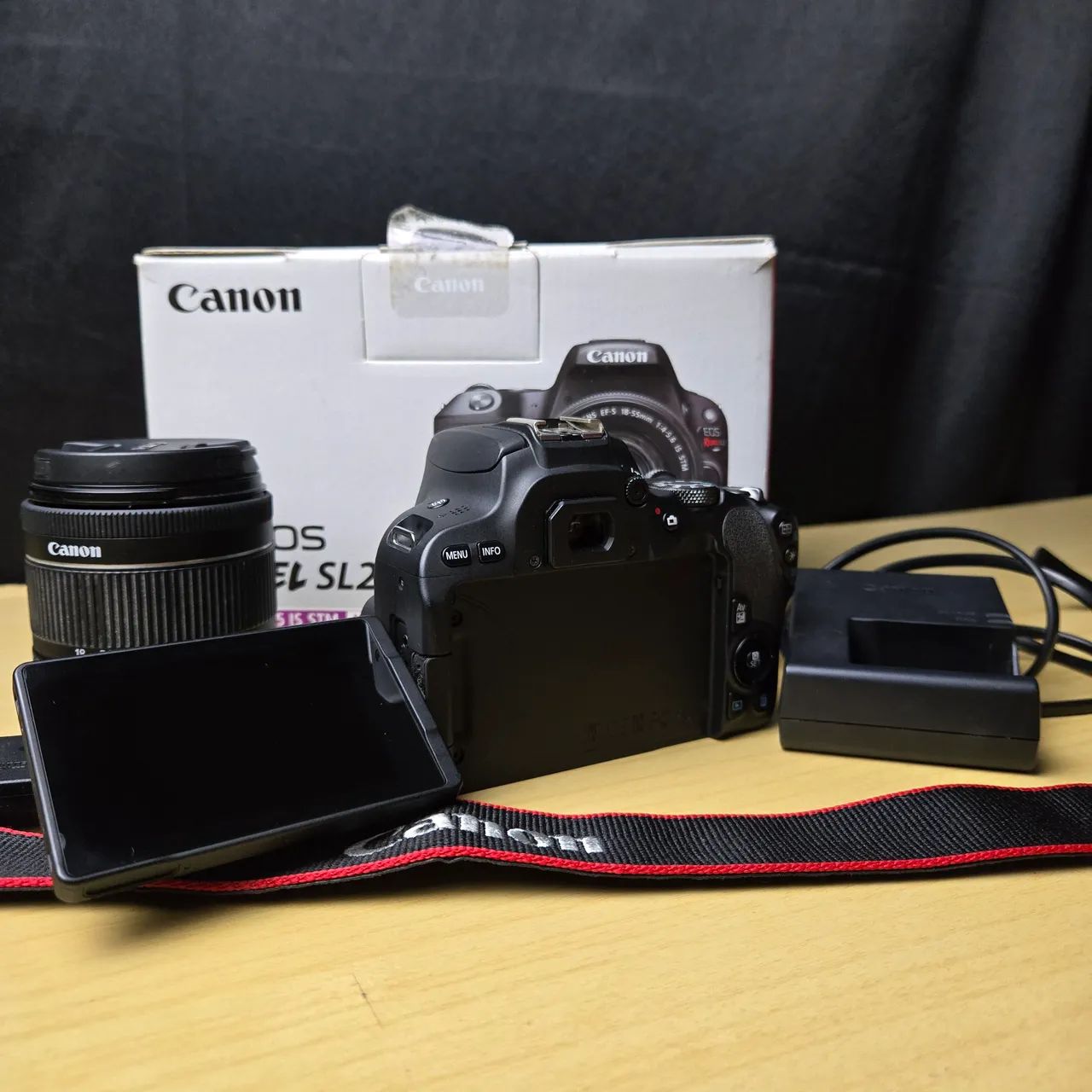 CAMERA CANON SL2 COMPLETA COM LENTE 18 35 - Foto 2