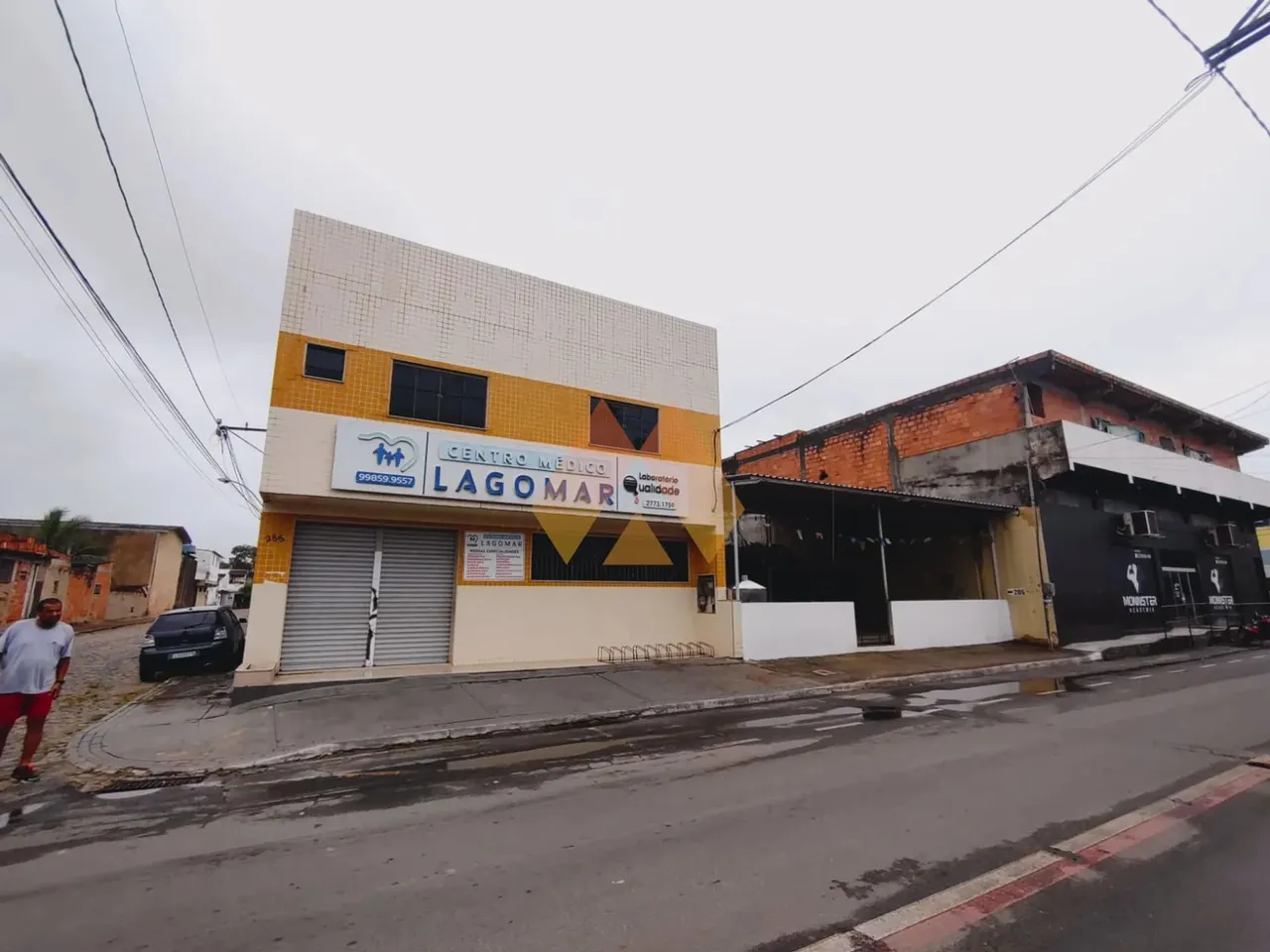 Lagomar | Excelente espaço Comercial com07 salas e 1 banheiro!!
