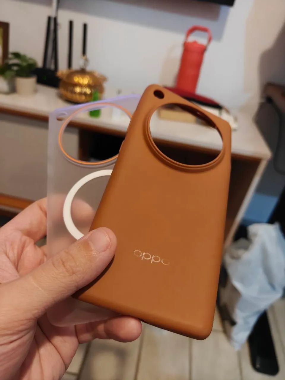 Capas Oppo Find X8 Pro original e mais uma  - Foto 3