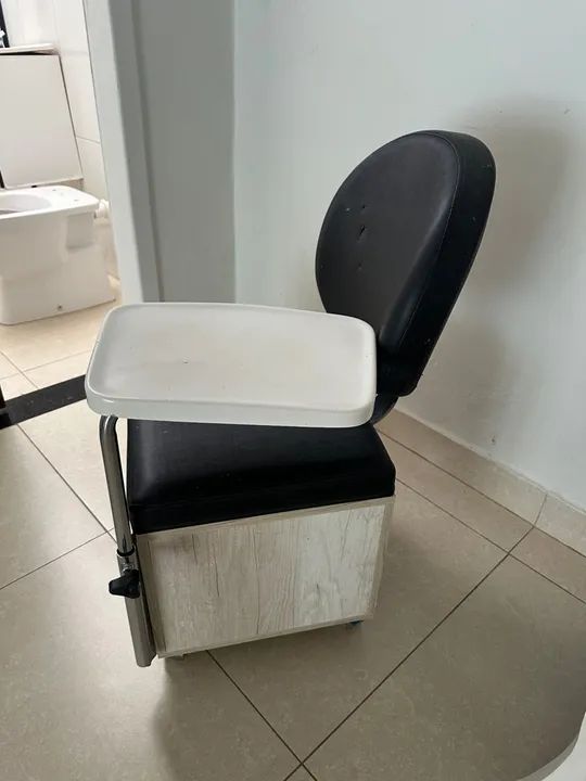 Cadeira de manicure . Marca Haisan  - Foto 5
