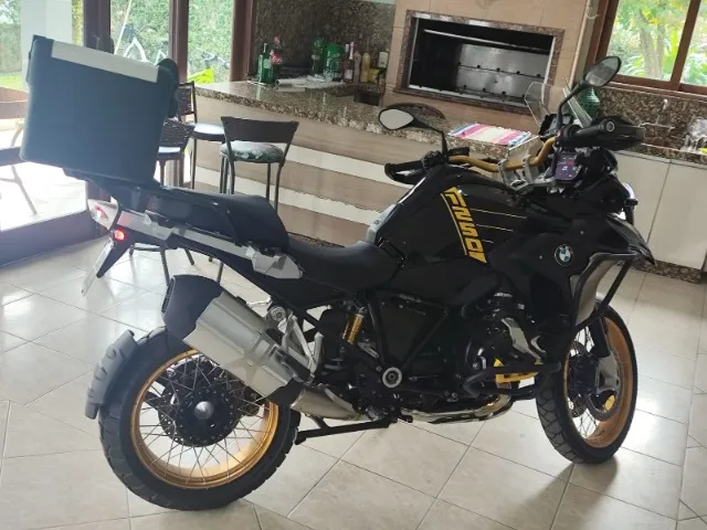 BMW R1250 GS (edição especial)
