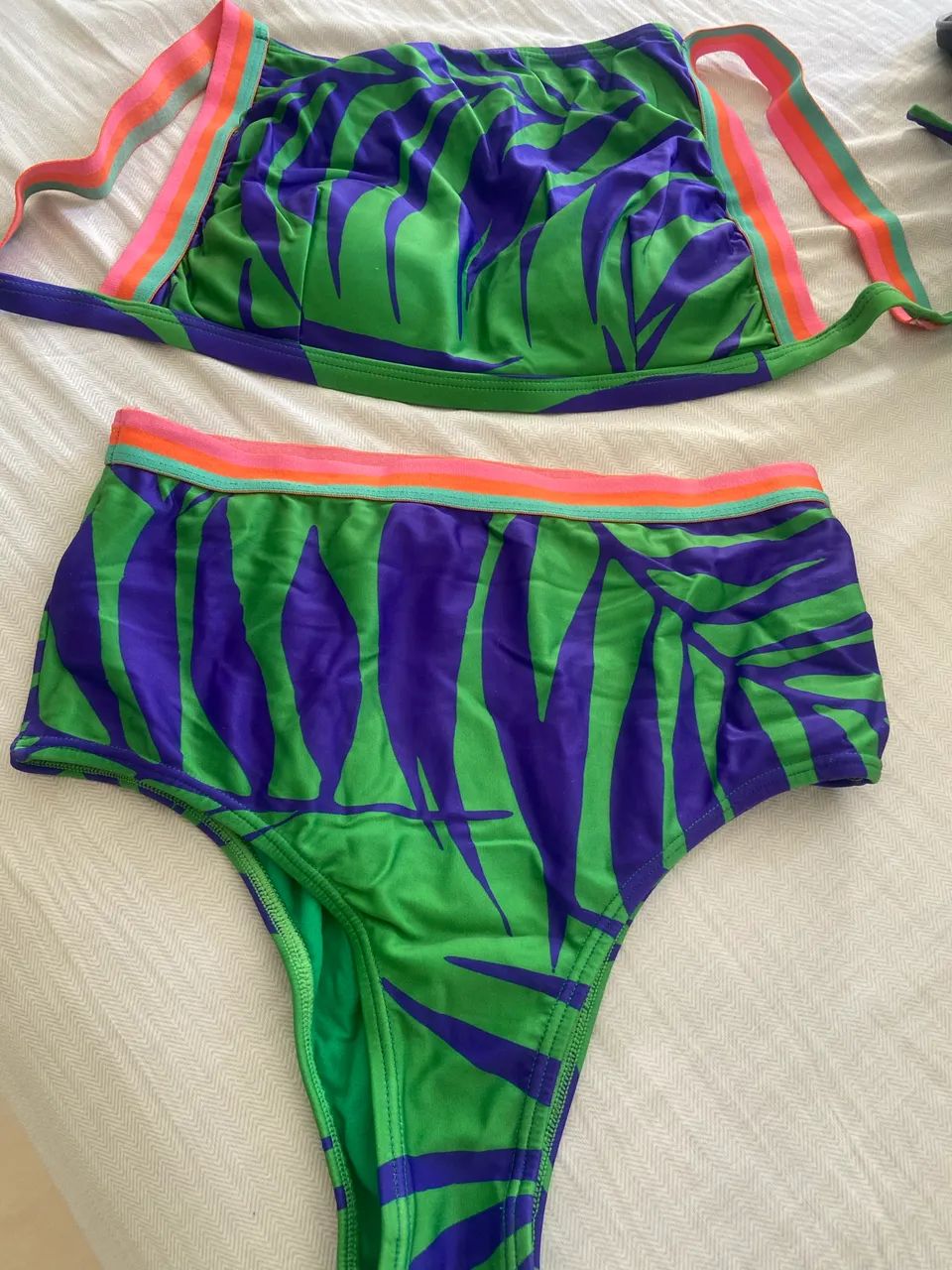 Biquíni Renner TAM G Novo cintura alta, lindo no corpo