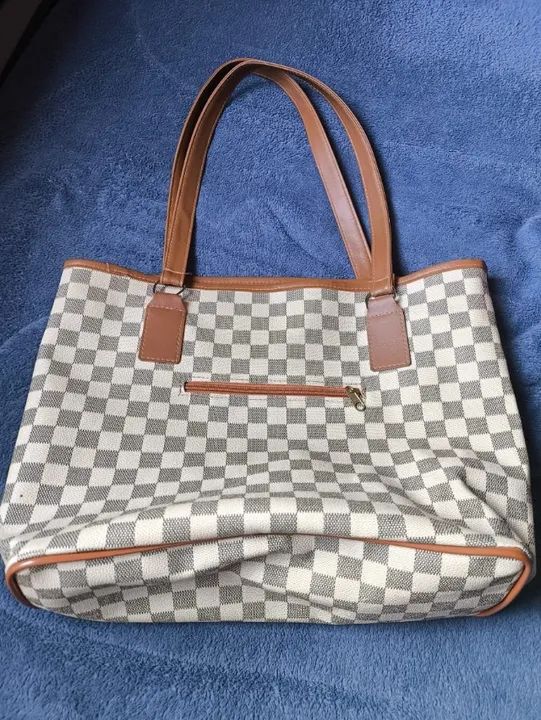 BOLSA EM COURINHO TAMANHO GRANDE NOVA  - Foto 4