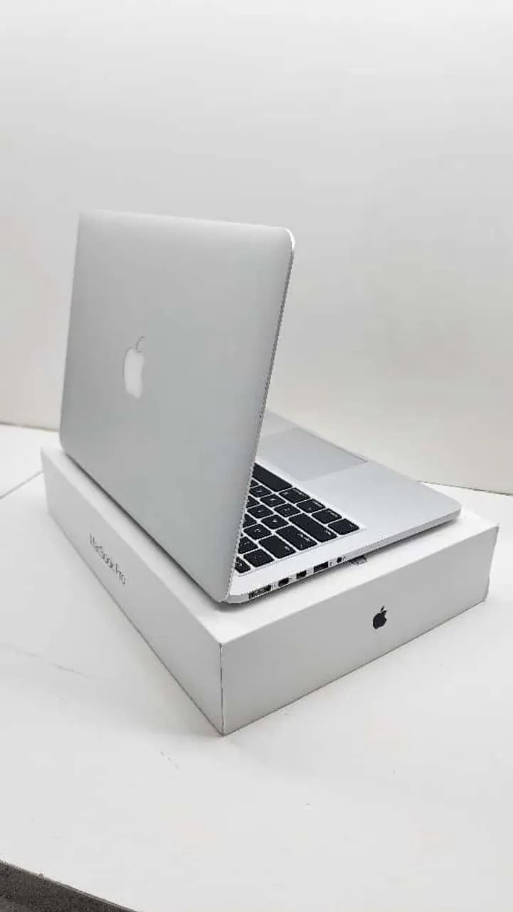 MacBook Pro Retina 2015 i5 8GB SSD Conservado Garantia - Notebooks