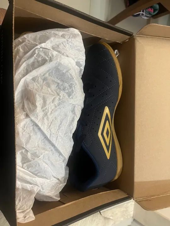 Tênis chuteira Umbro tam 42 - Foto 6