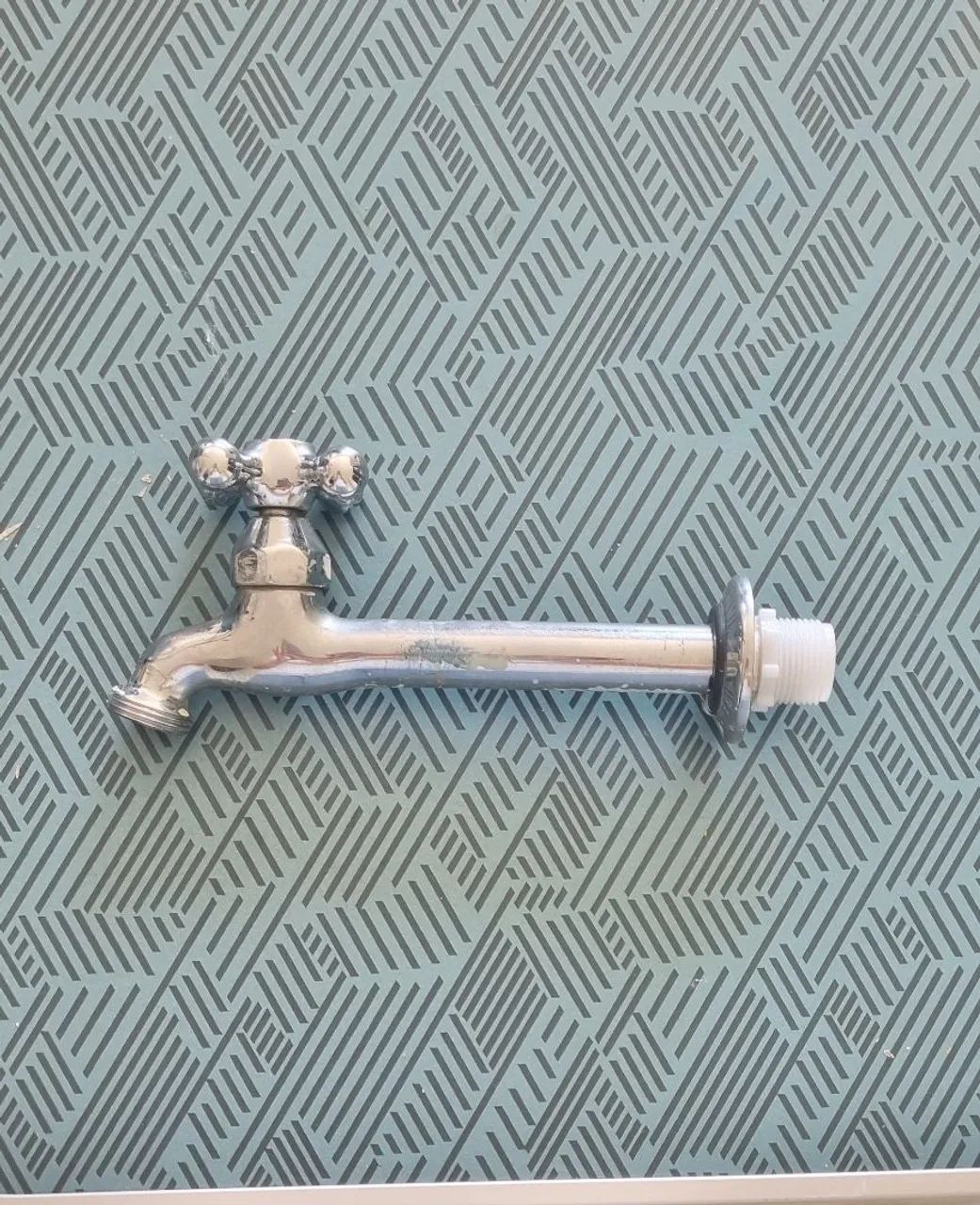 Torneira de Parede Cromada - Foto 3