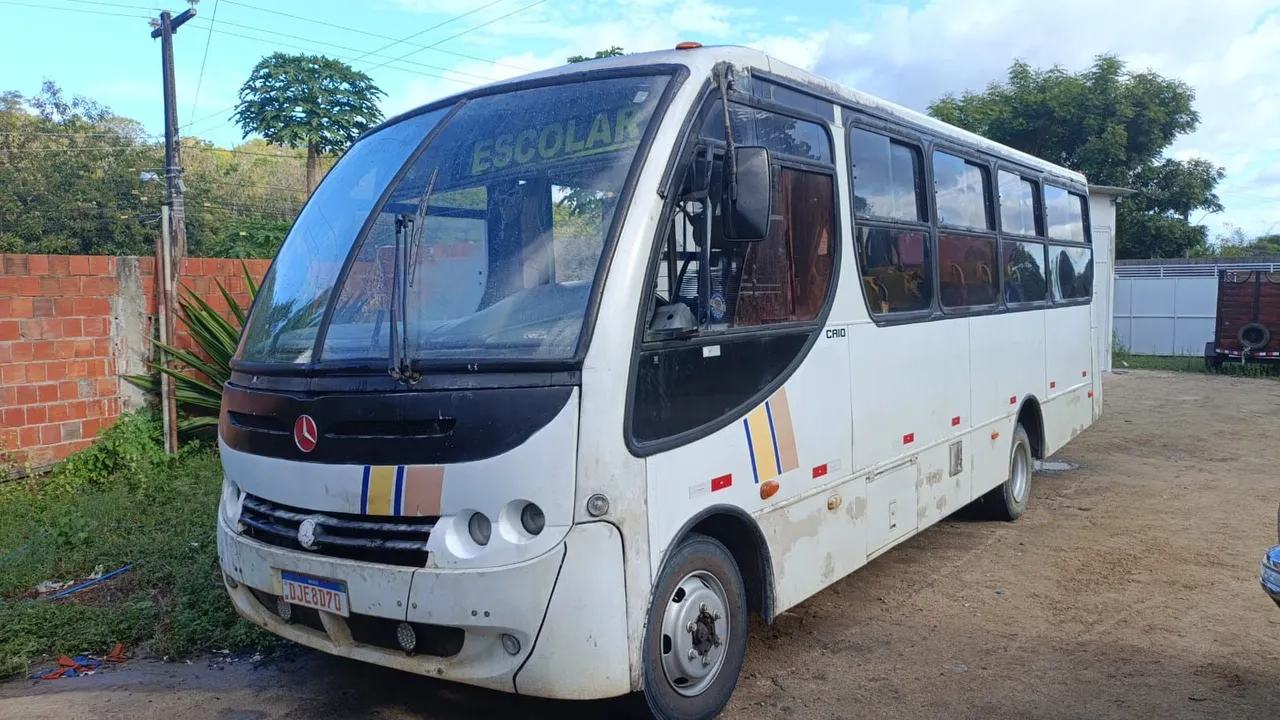 Micro ônibus Mercedes