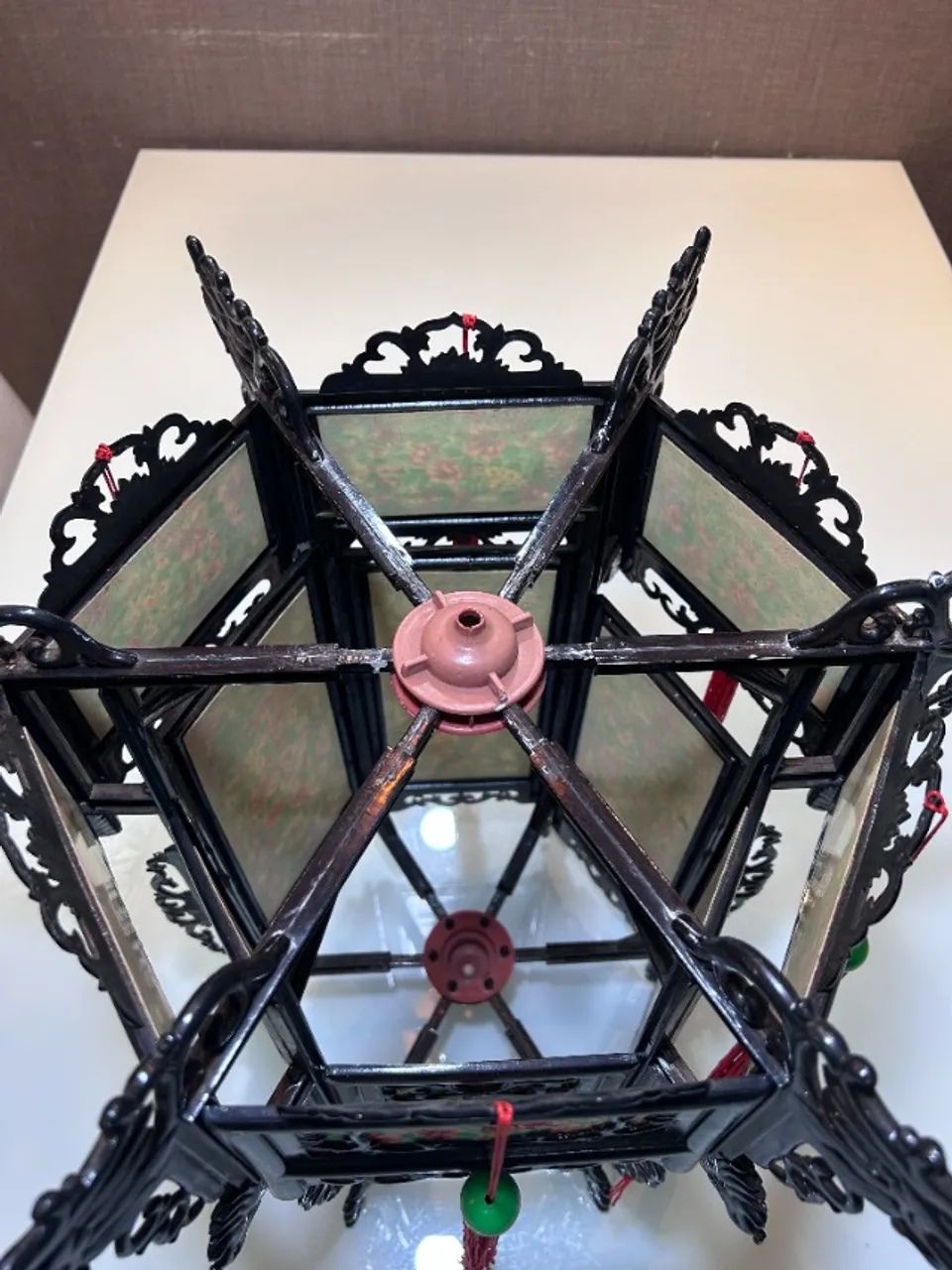 Lanterna Oriental importada da Argentina - estilo chinês, hexagonal, com franjas - Foto 4