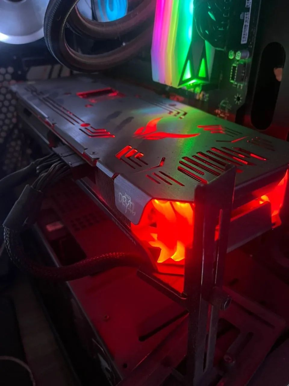 RX 6700 XT RED DEVILL