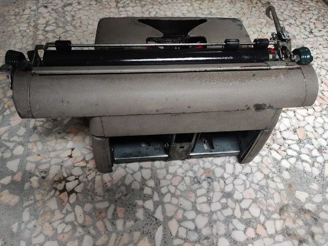 Máquina de Escrever - Smith Corona 1940 - Foto 5
