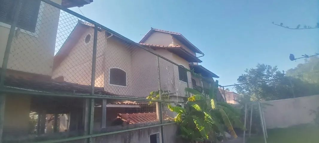 Aluguel de Casa com Piscina e Campo de Futebol - Foto 12
