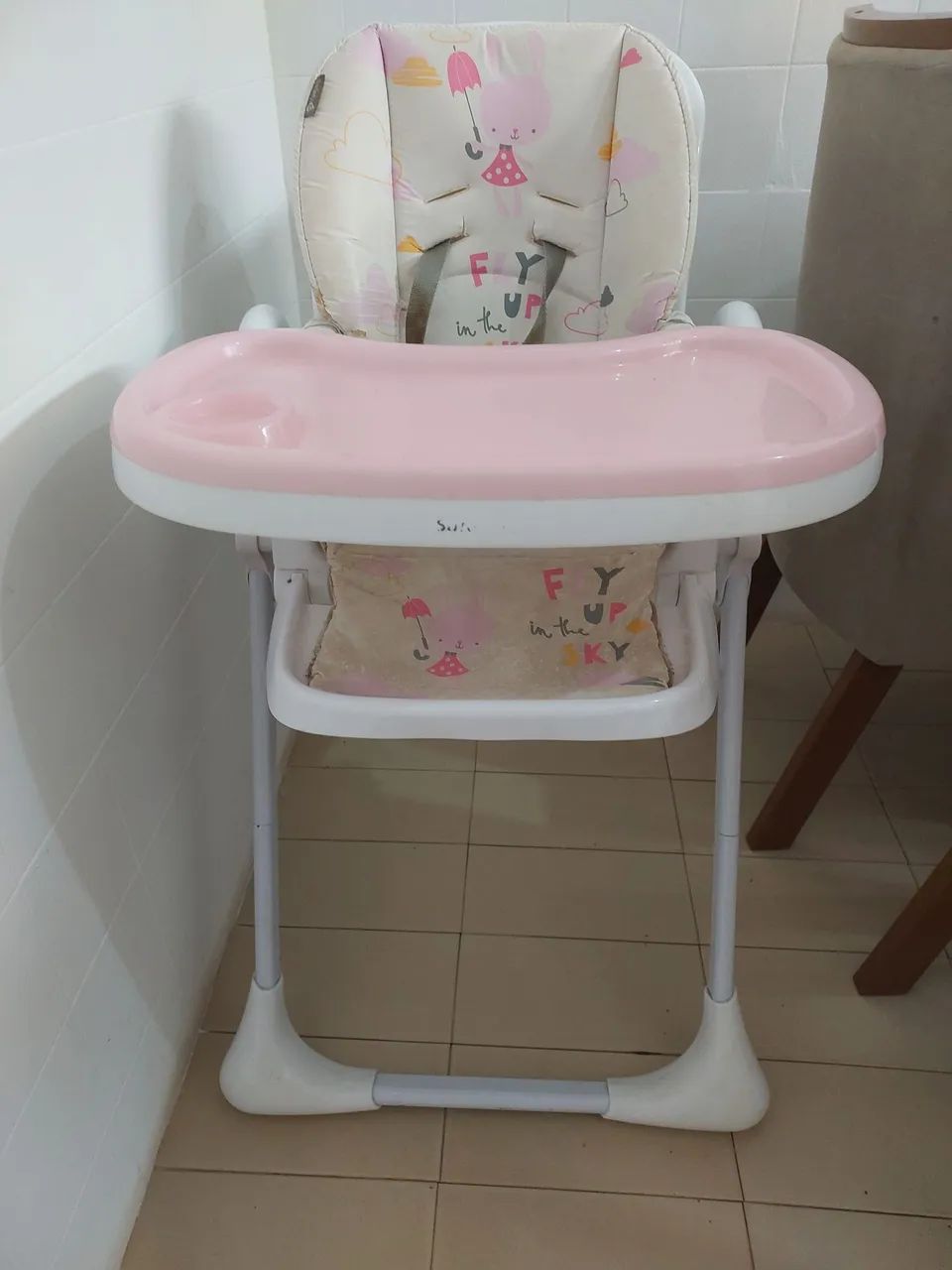 Cadeirinha de alimentação 