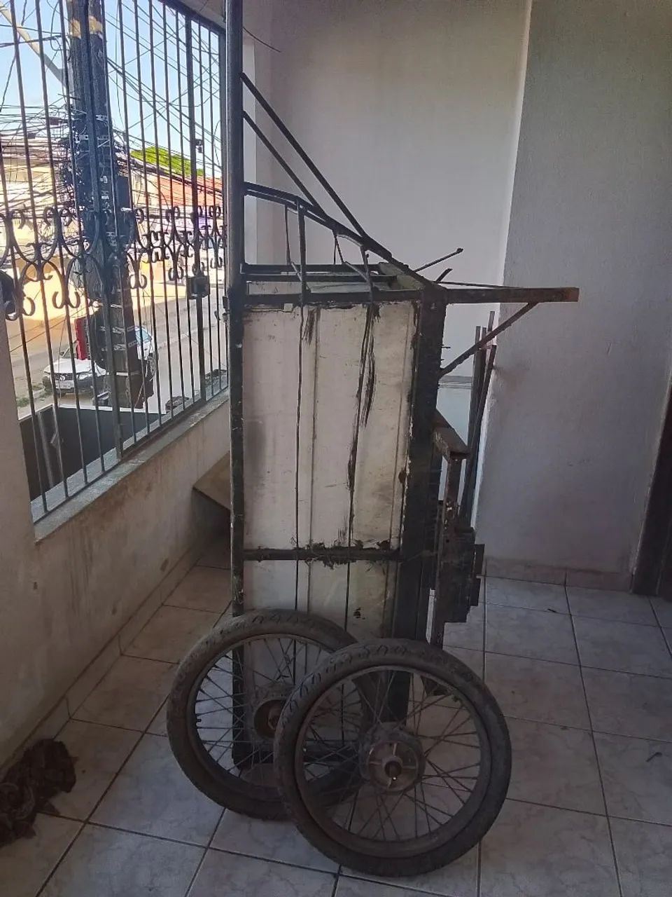Vendo e troco carro de mão 