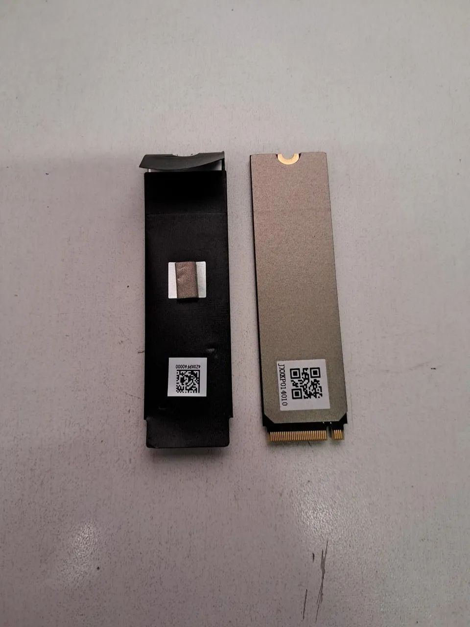 SSD M.2 FORESEE 128GB + Dissipador/Suporte - Foto 3