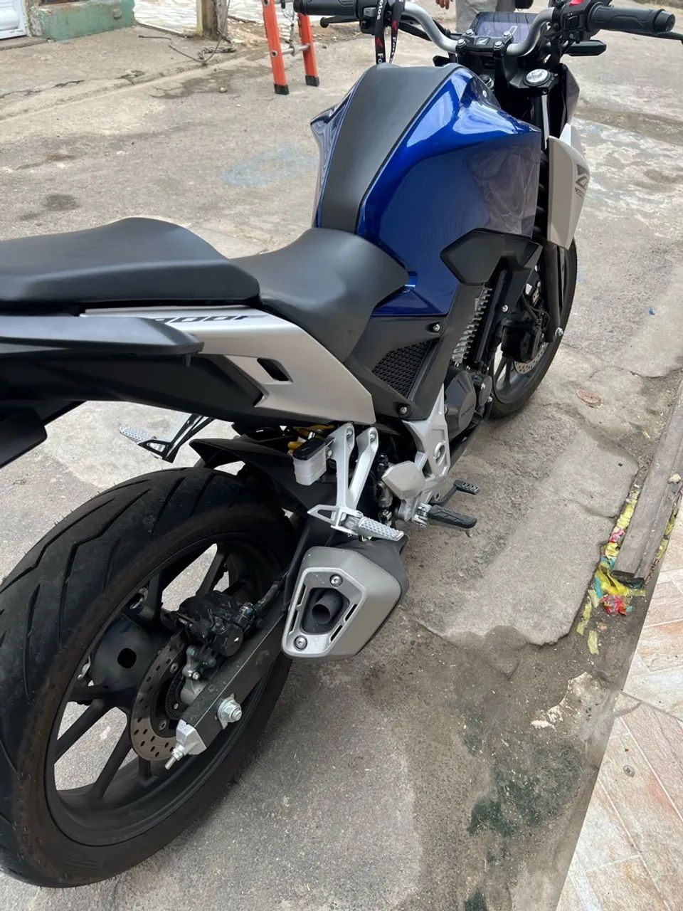 VENDO CB TWISTER 2026 ABS - Foto 3