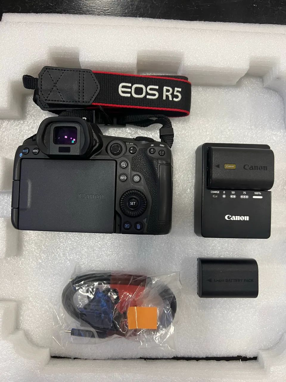 Canon Eos R5 completa com baixa contagem - Foto 5