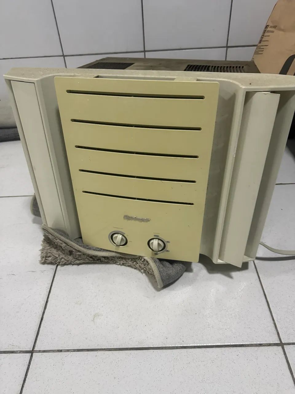 Ar condicionado janela springer 