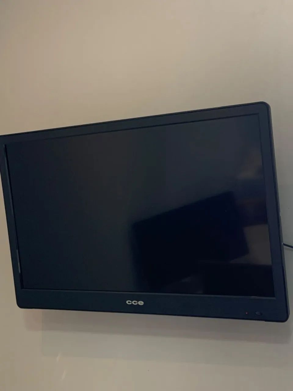 Televisão CCE 32" - Impecável!
