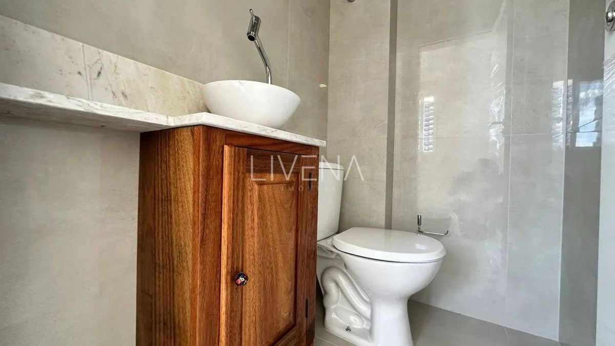 SALA COMERCIAL DE 176M² PARA CONSULTORIOS, PROXIMO A UNIMED - Foto 8