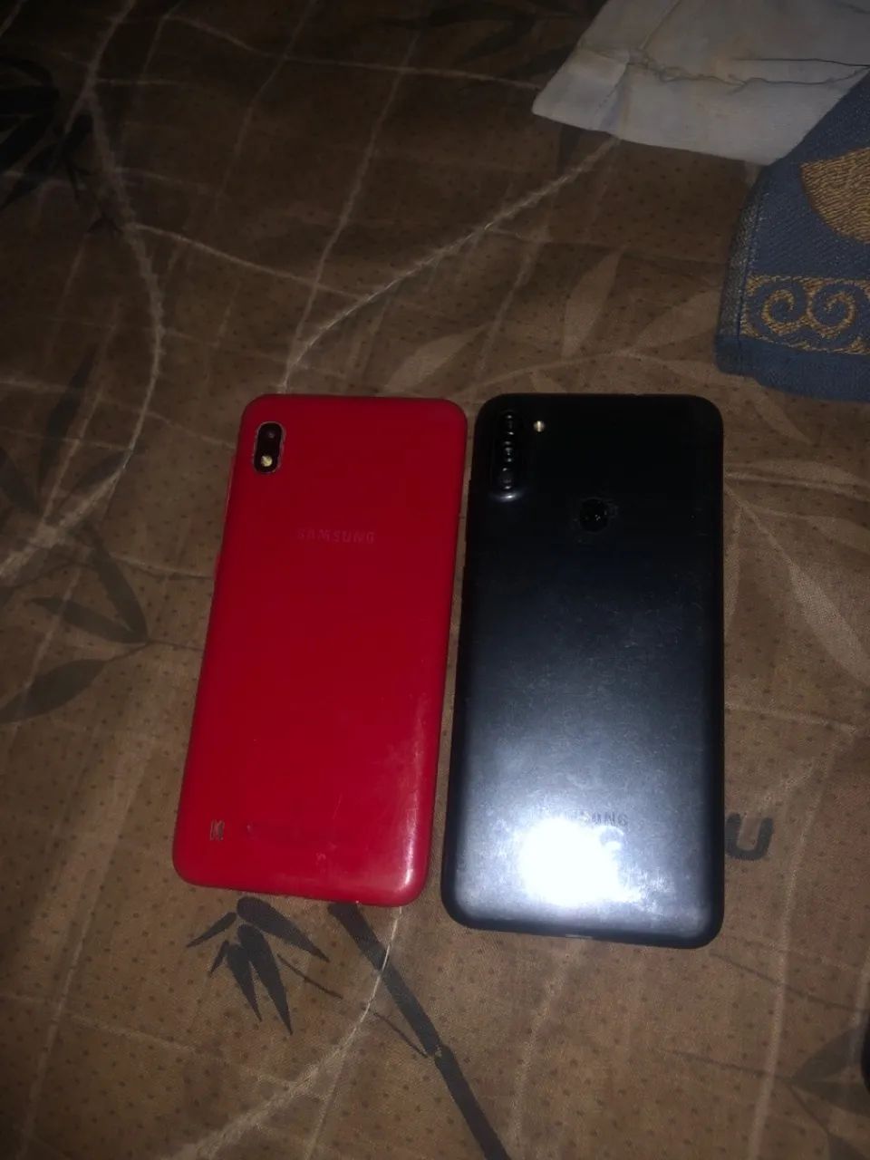 Dois celular por 300 - Foto 2