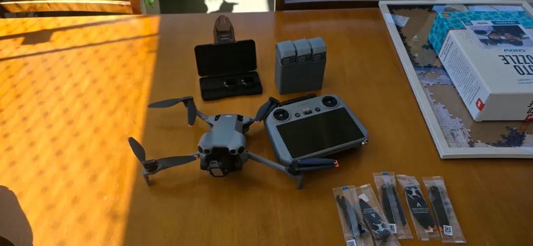 Drone Dji Mini 5 Pro Fly More Combo Plus - Foto 5