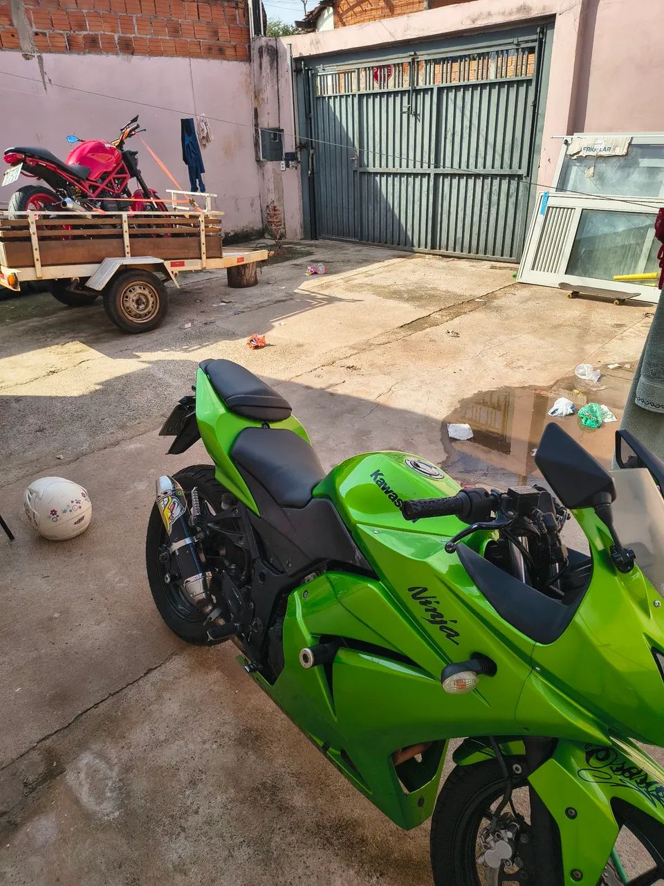 Ninja 250 e 