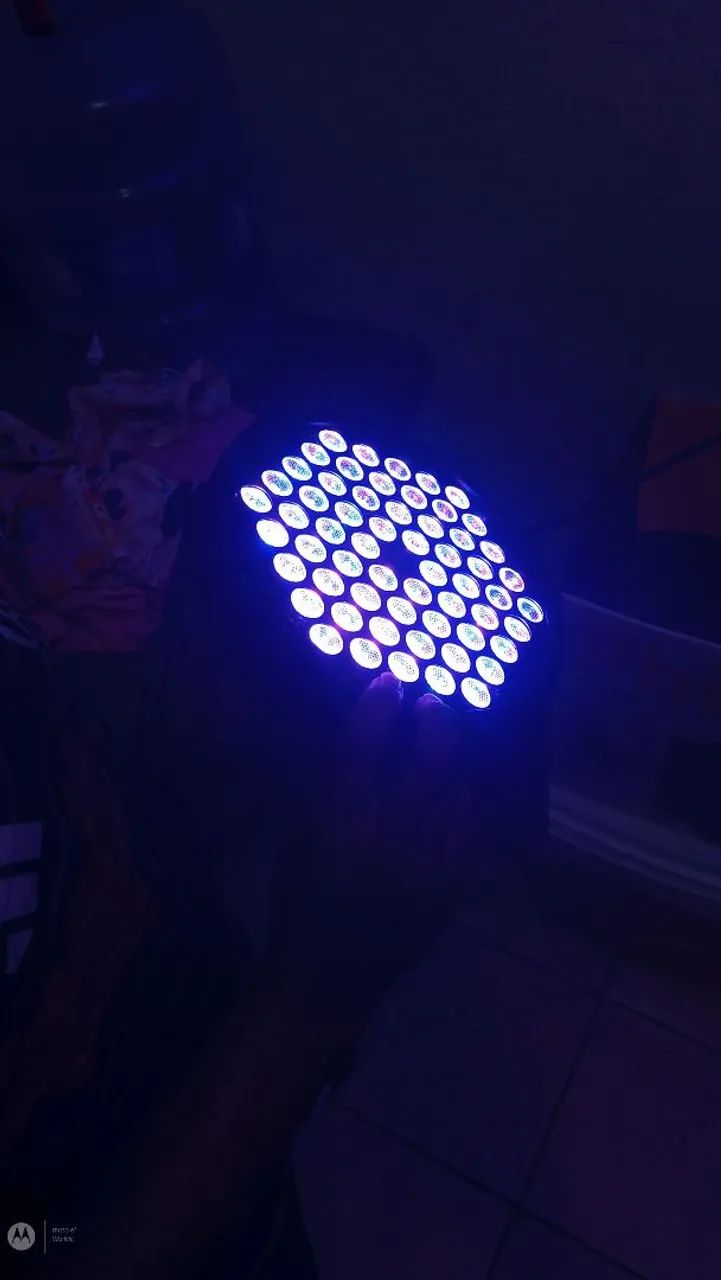 Refletor semi-novo de alta qualidade  - Foto 2