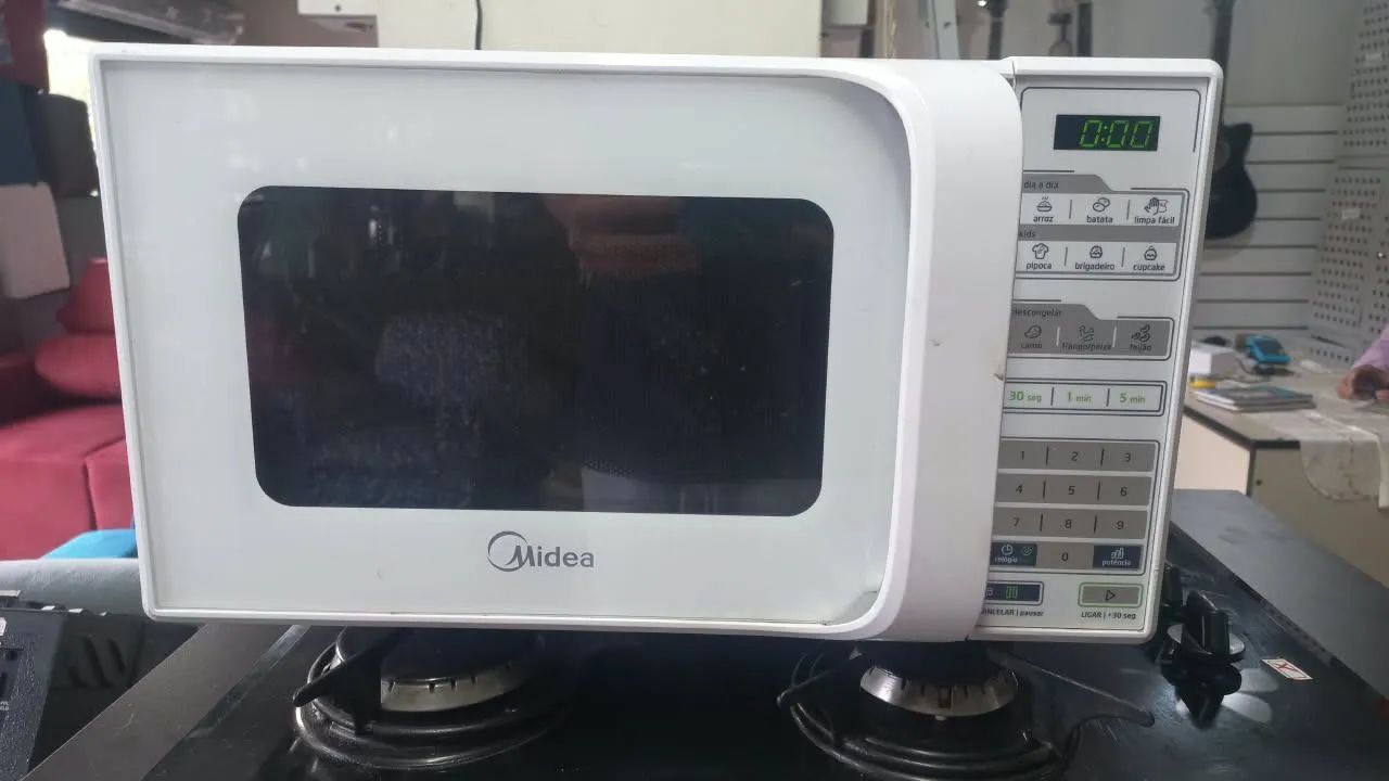 Microondas Midea 20L 110V