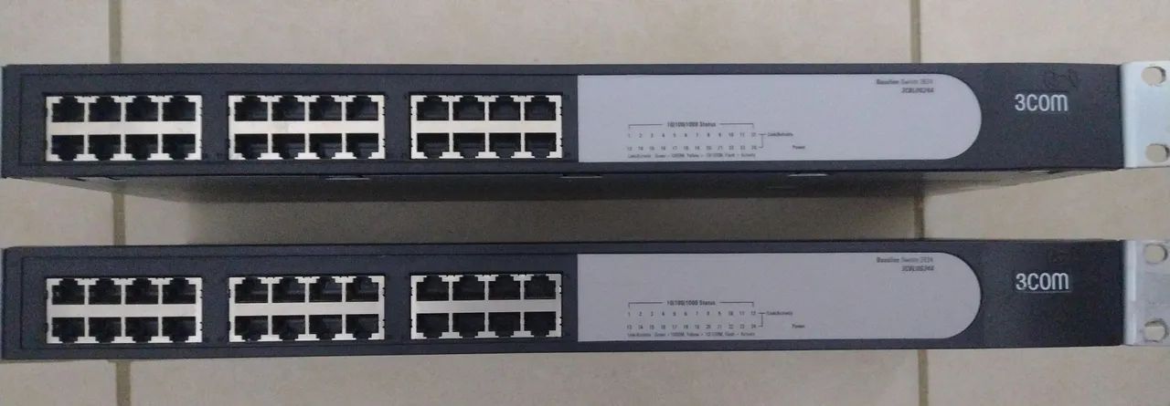 Vendo 2 switch gigabit 24 portas - Foto 2