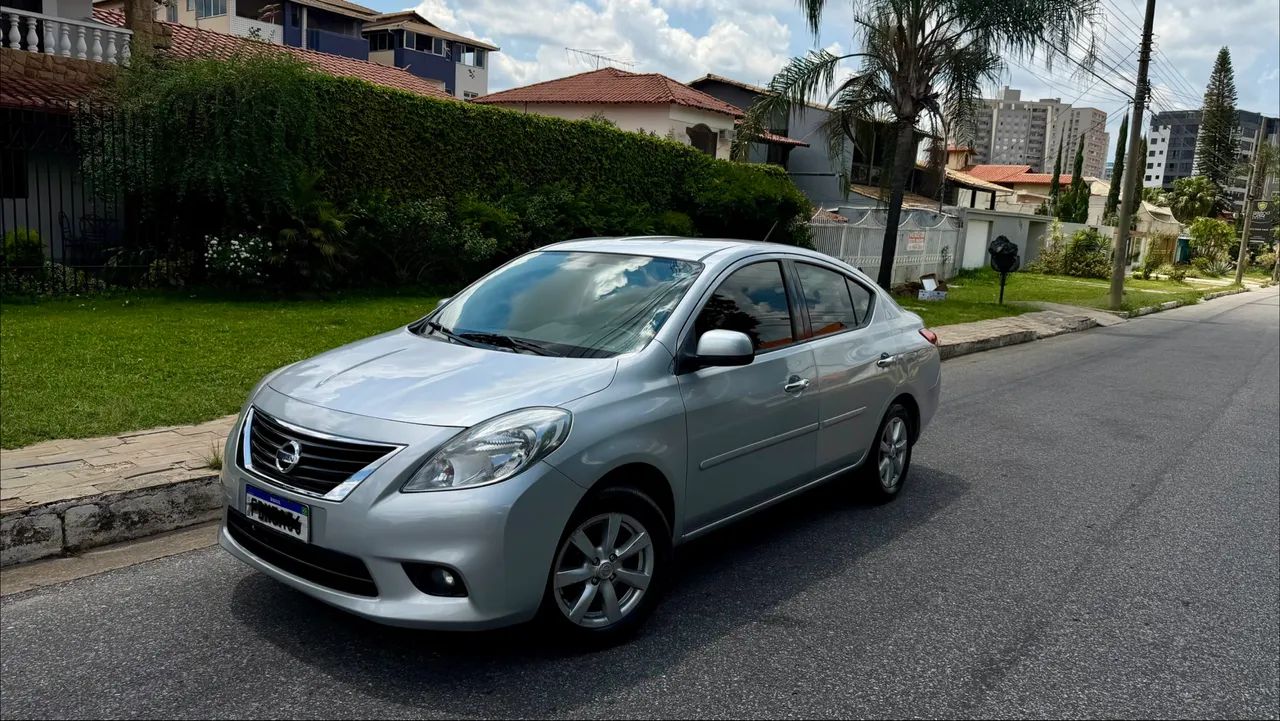 Versa e Sandero aluguel para aplicativo  - Foto 2