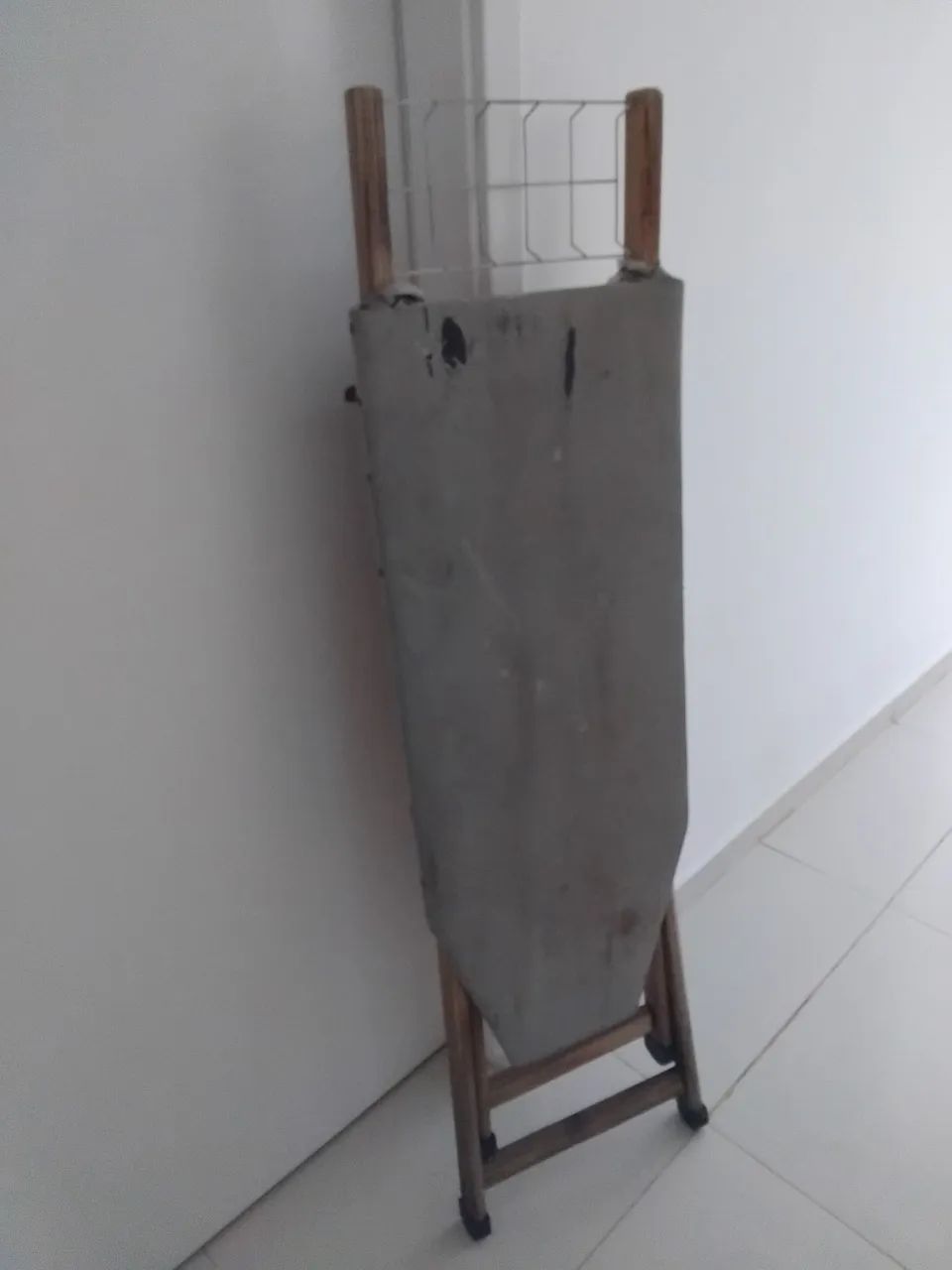 Tábua para passar roupas