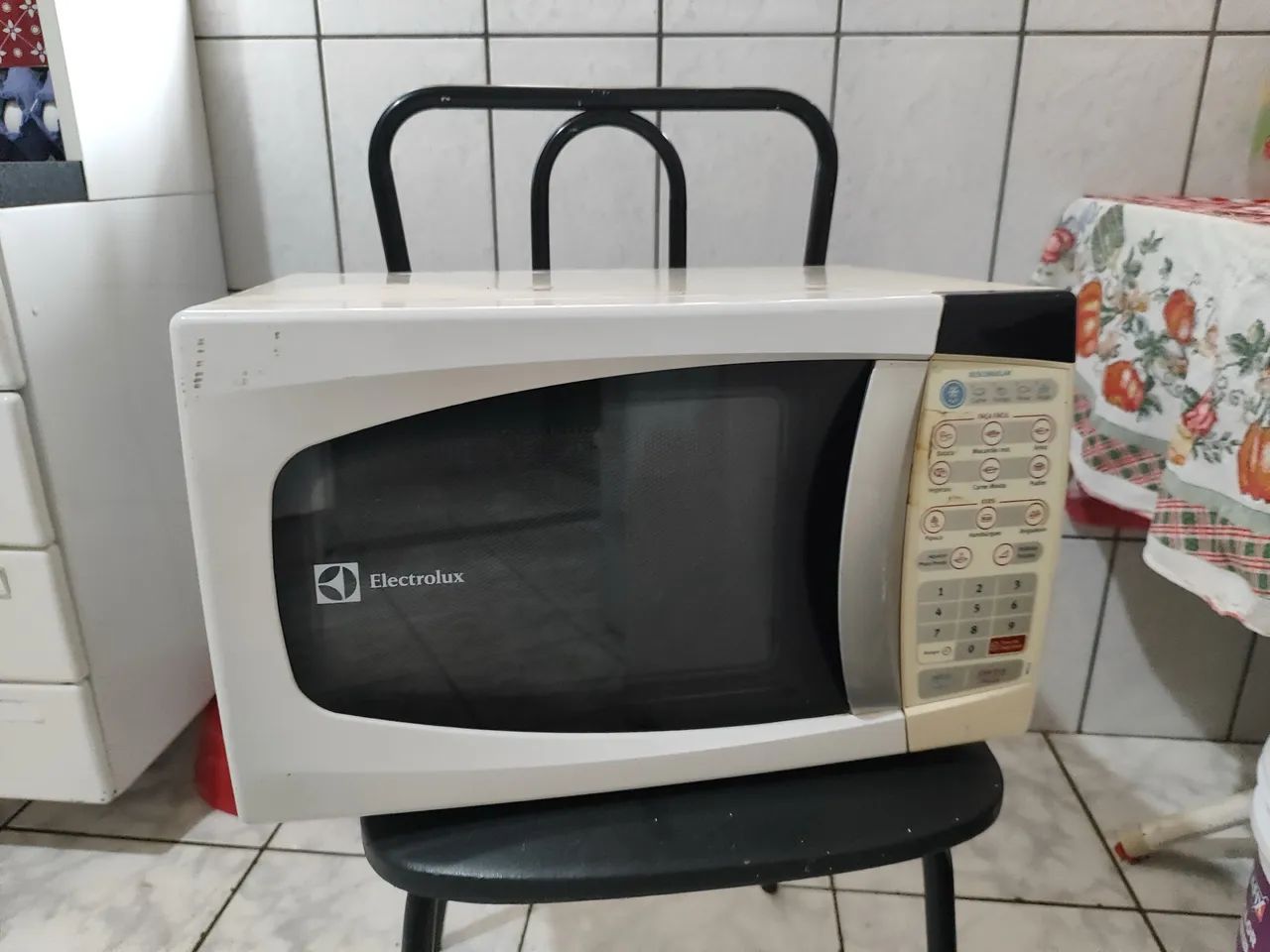 Microondas Electrolux mef30 com defeito