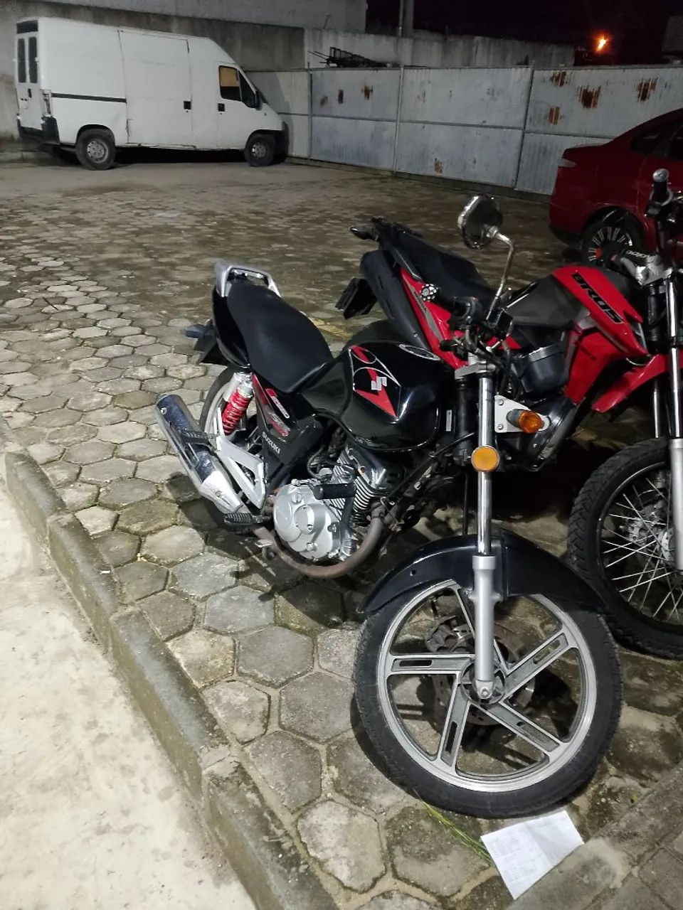 Suzuki gsr 150 - Foto 5
