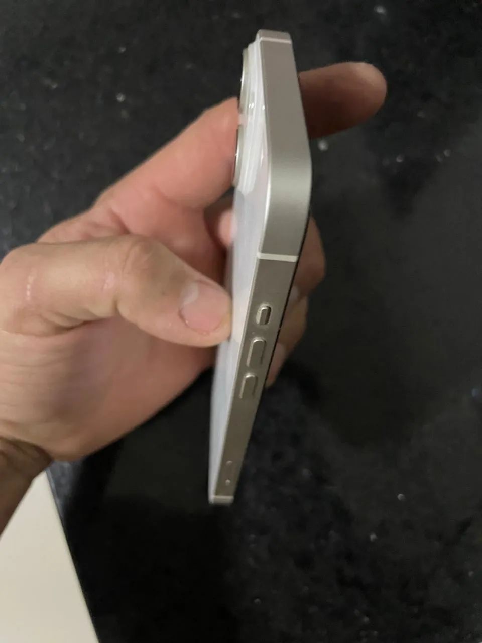 Vendo iPhone 14 94% de bateria todo original - Foto 3