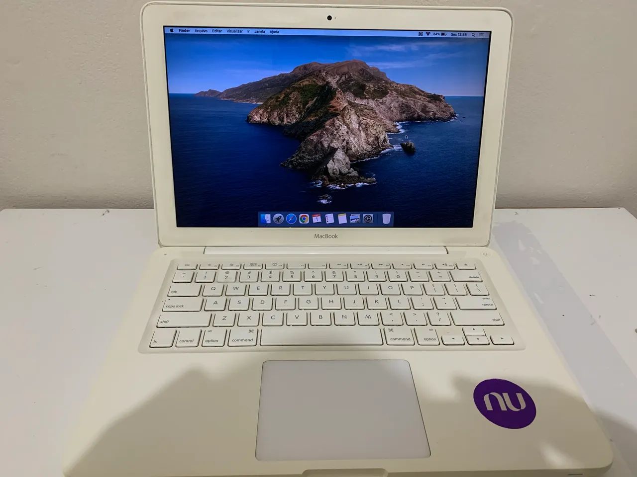 Macbook White A1342, ano 2010. - Notebooks - Areia Branca, Santos
