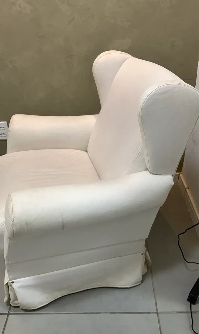 Vende-se poltrona de balanço de courino branca - Foto 4