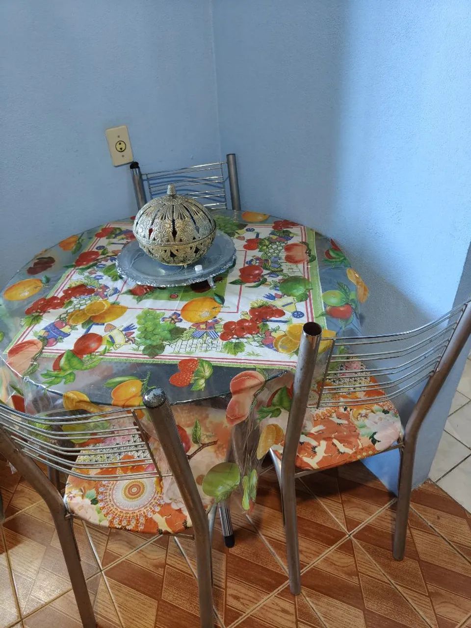 Mesa de vidro 4 cadeiras redonda  - Foto 4
