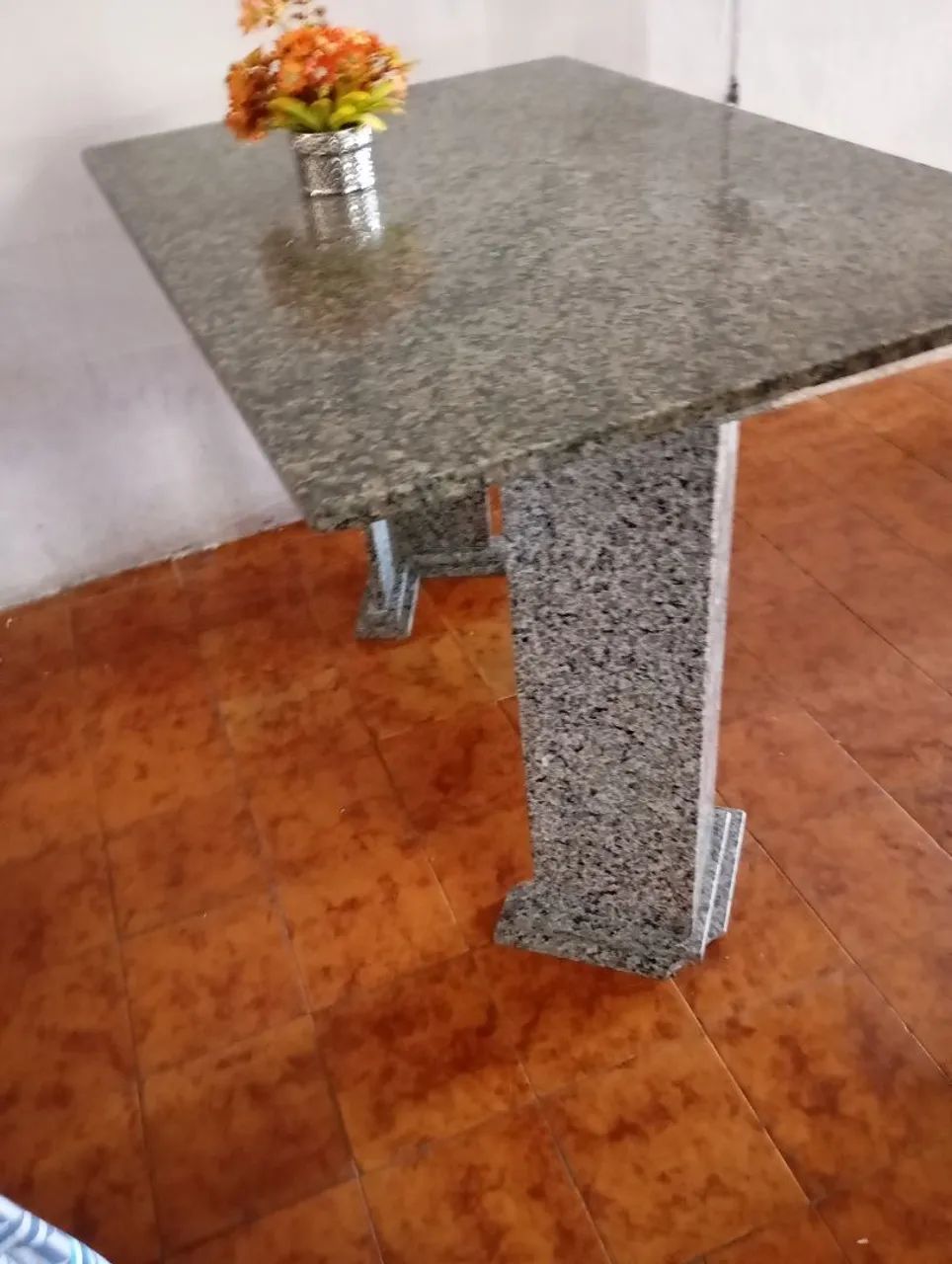 Mesa de jantar de 4 cadeiras, mármore granito. - Foto 3