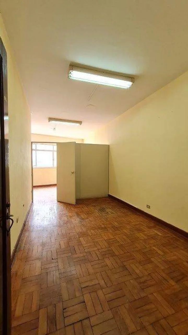 Loja Comercial espaçosa do Centro de Santos com cozinha e banheiro - Foto 5