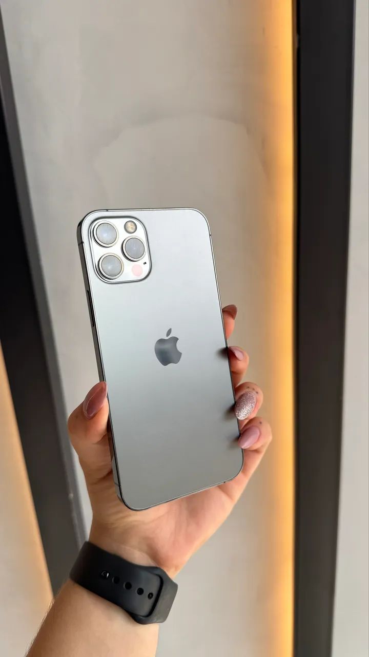 iPhone 12 Pro Max - Celulares e Smartphones - Centro, Campo Grande