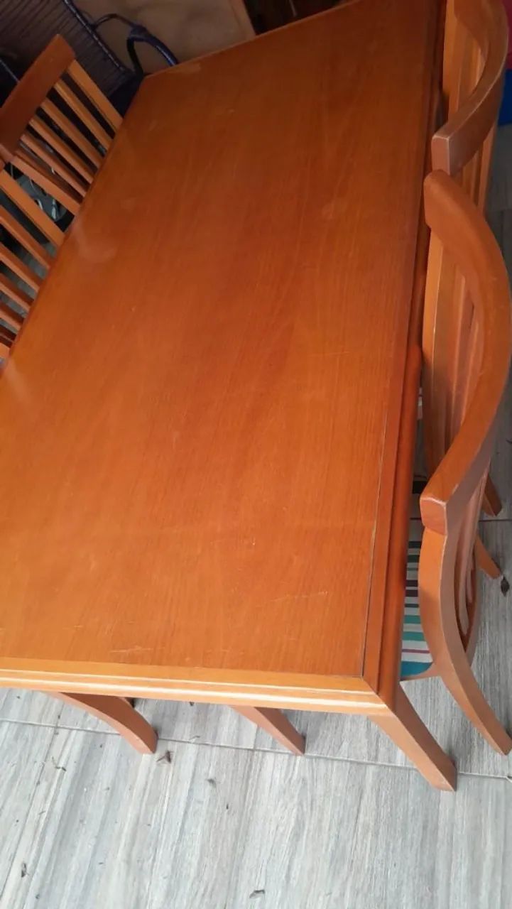 Mesa em madeira. - Foto 2