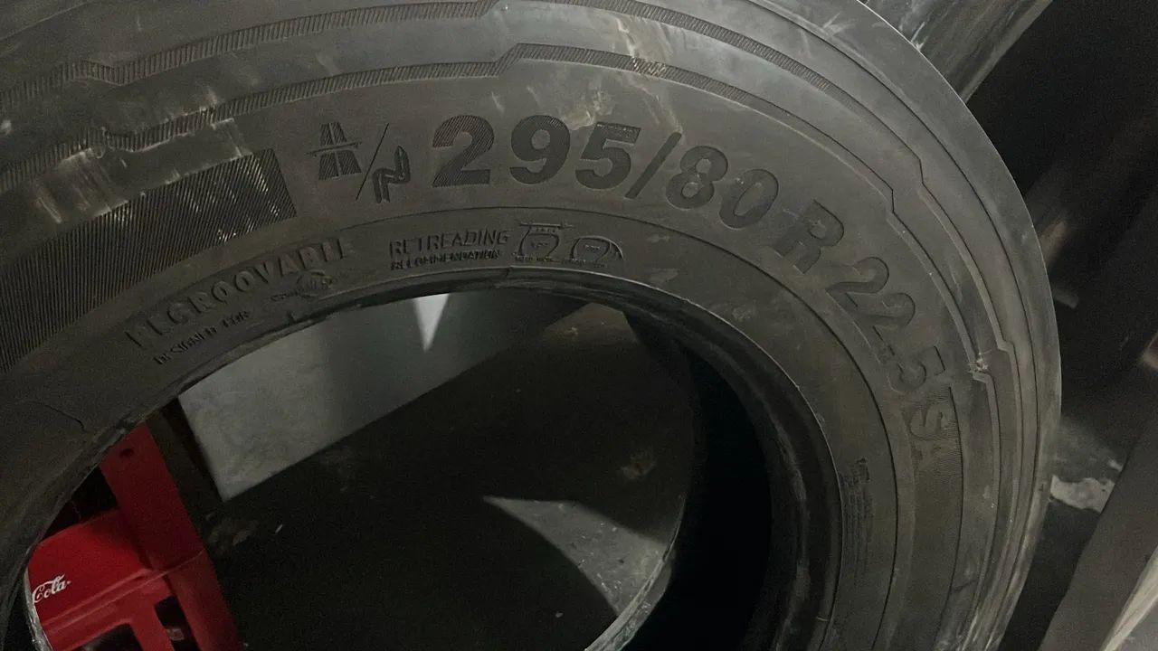 Pneus para caminhão semi novo  - Foto 5
