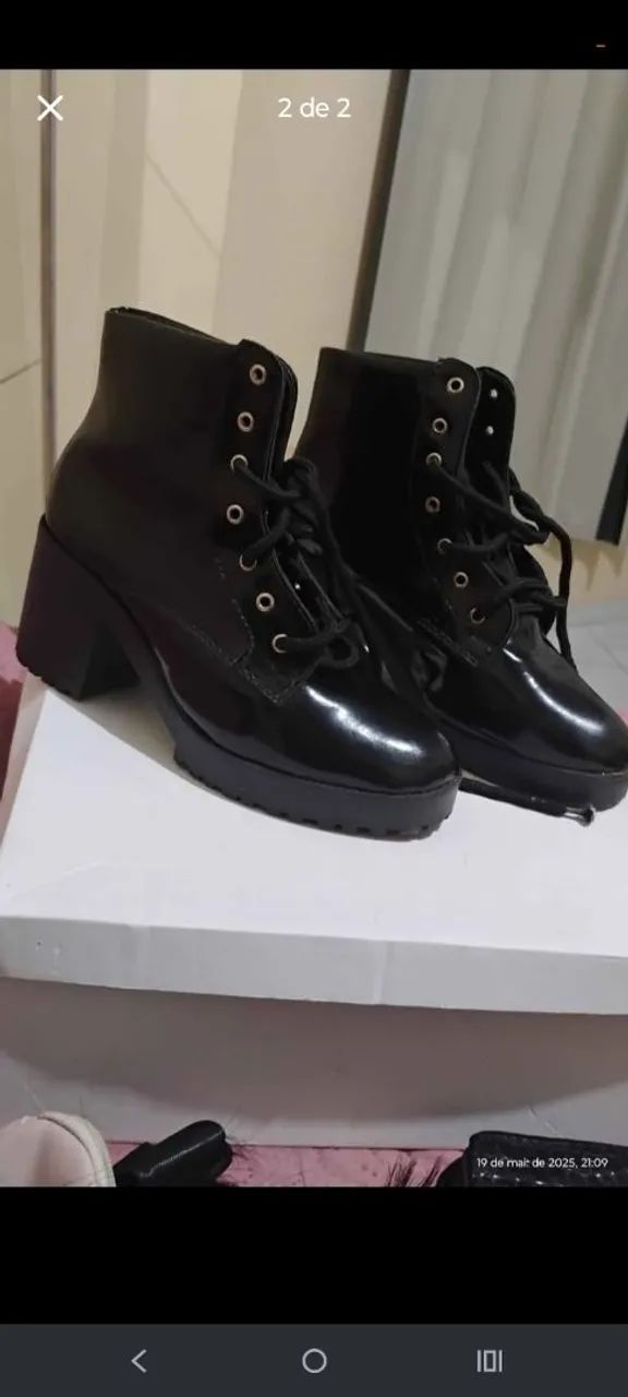 Bota Lisa Tratorada usada - Foto 2