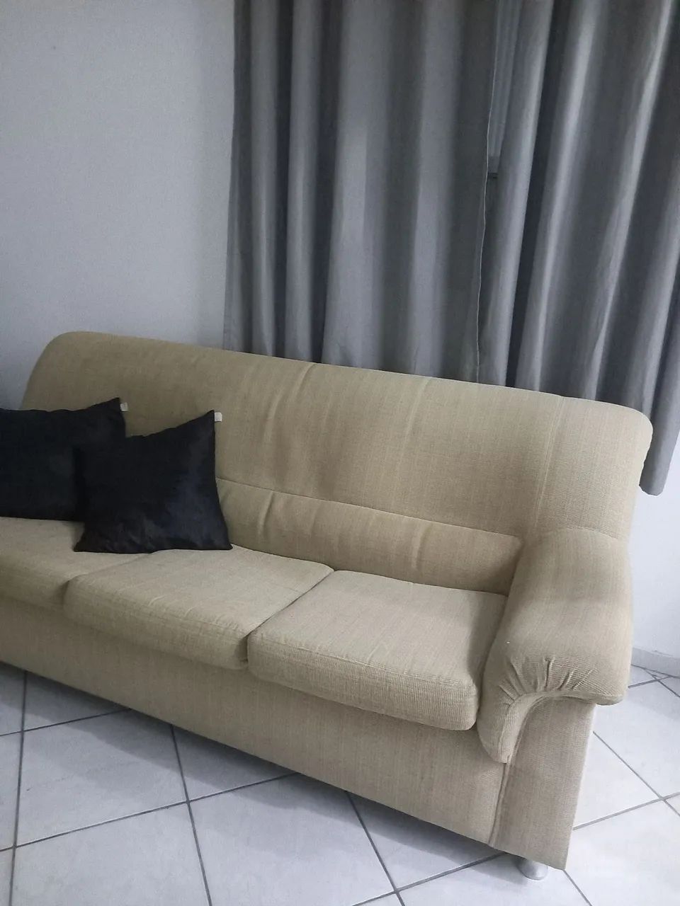 Sofá 3 lugares - Foto 2