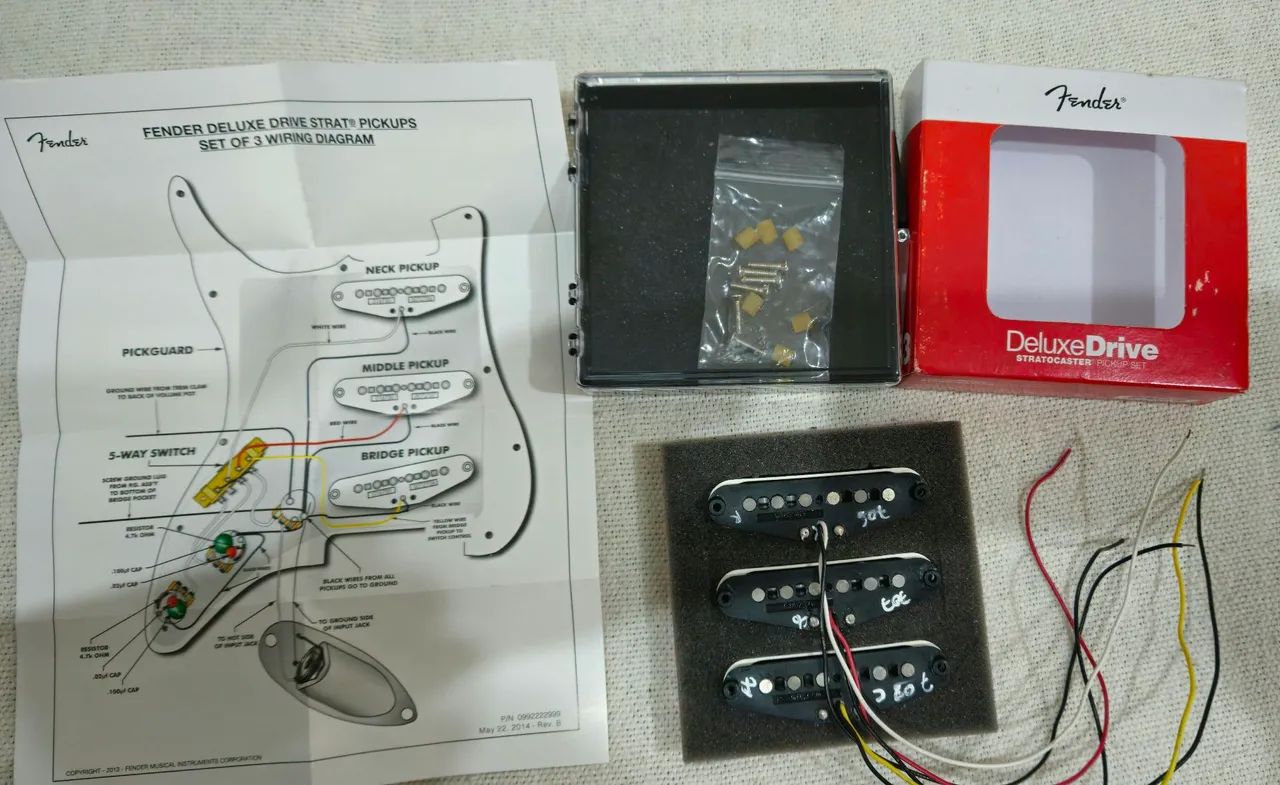 Captadores Fender Deluxe Drive - Equipamentos e Acessórios de Som