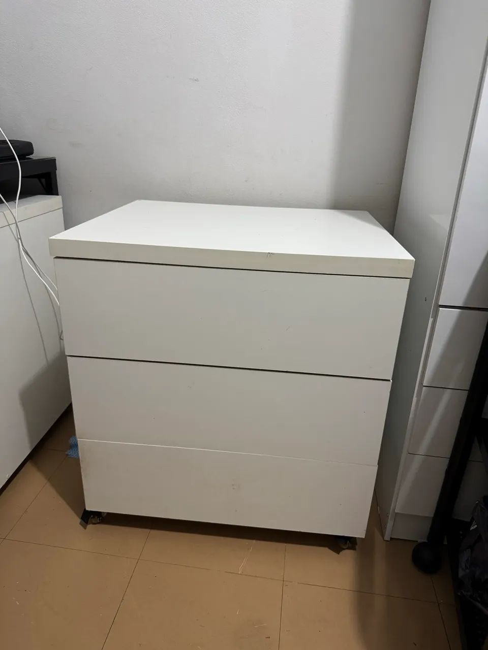 Nightstand64985890375809121