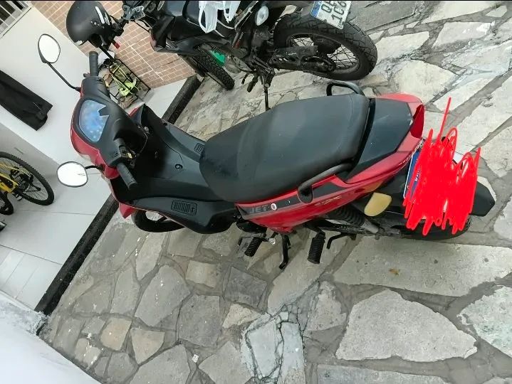 Moto 50 cilindrada 