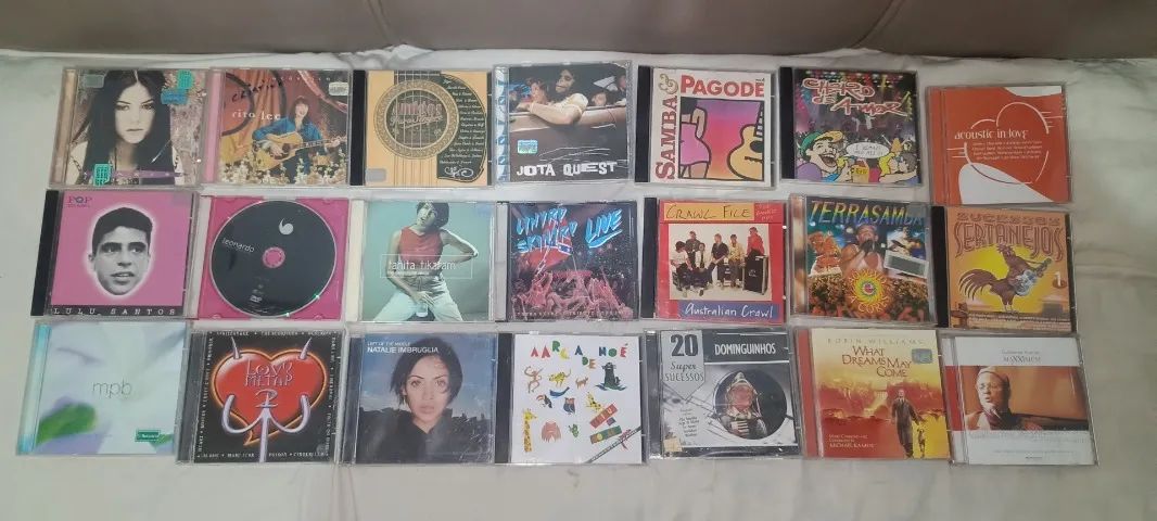 Coleção de Cds 1 - R$ 150,00 